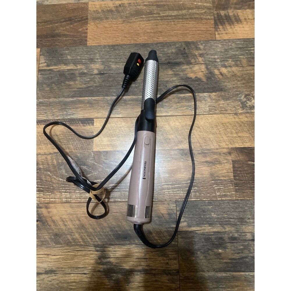Remingtonā Pro Wet2style /4" Hot Air Curling Iron as14a10